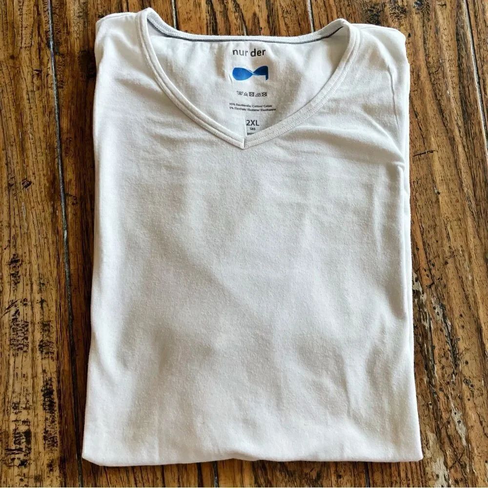 Nur Der Men’s White V Neck Undershirt Cotton Size XL/ XXL Like New Long